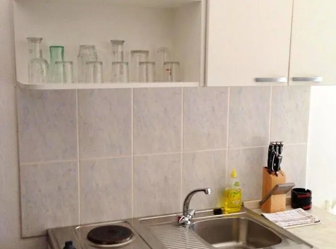 A1 - Apt W Patio Just 3 Min Walking To The * Duće